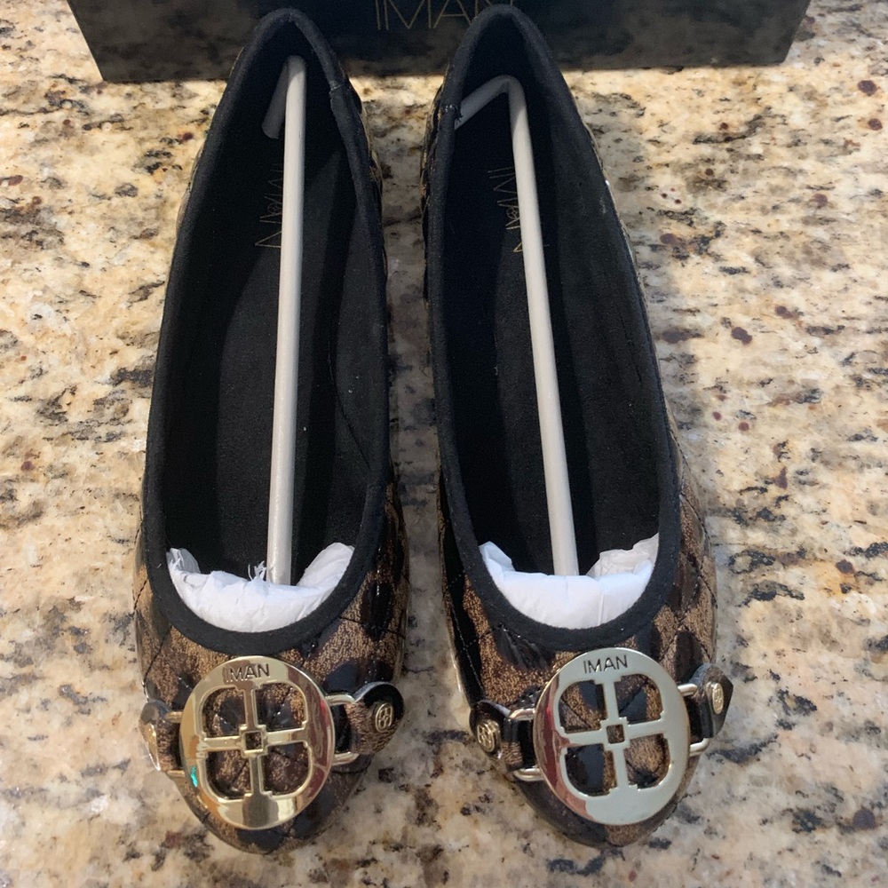 Iman size 6.5 flats